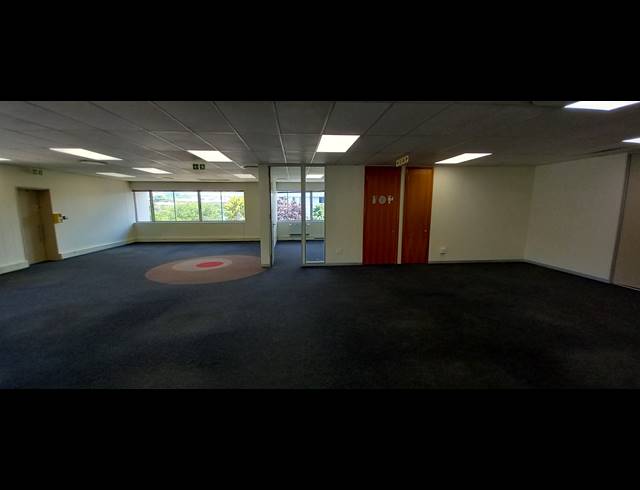1,203M² OFFICE TO LET IN WOODMEAD